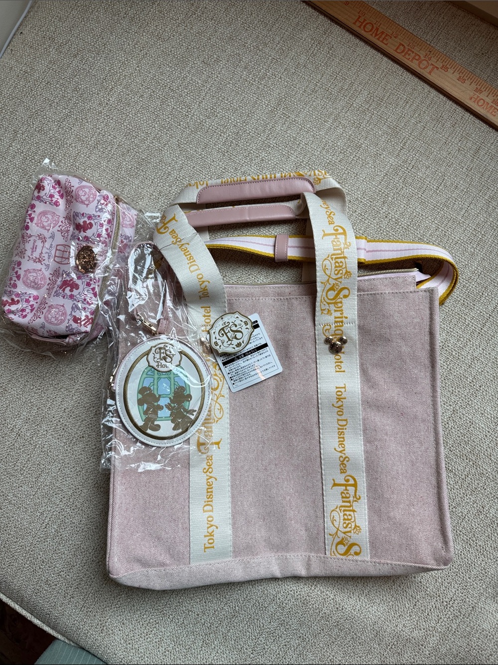 Tokyo DisneySea Fantasy Springs Hotel Exclusive tote bag & pouch & coin case NWT